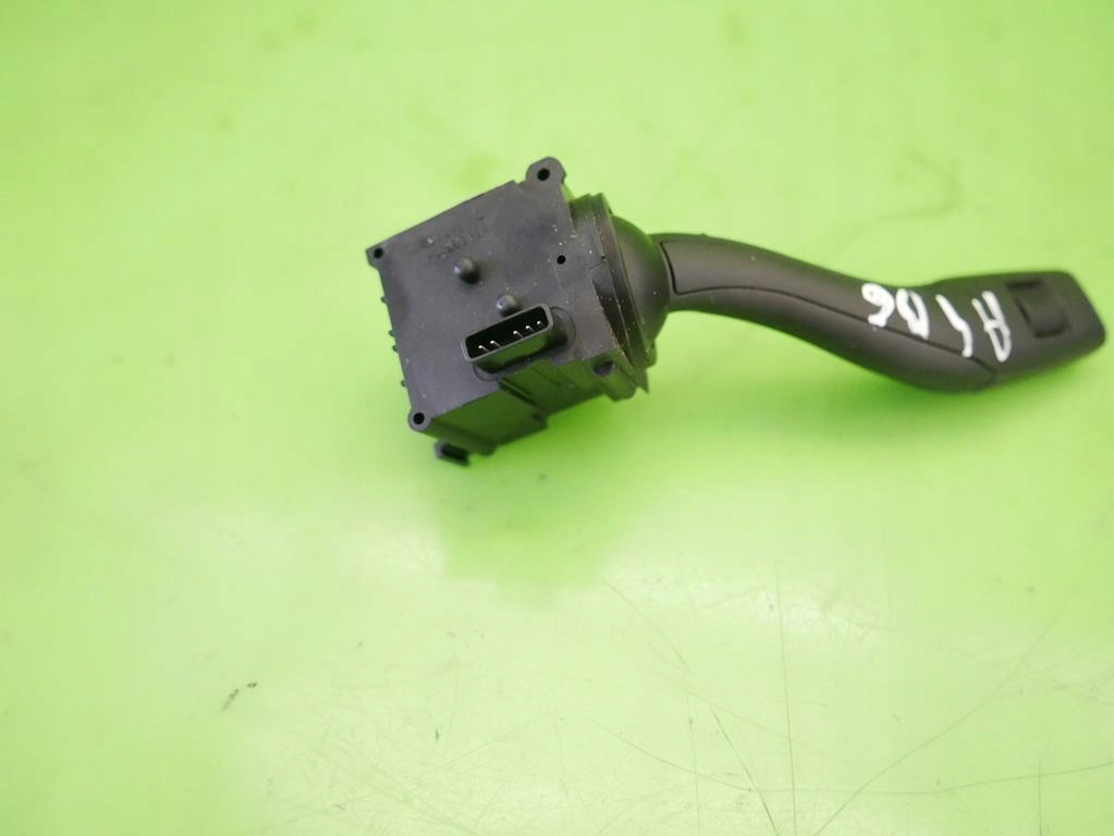 фото №10, Переключатель дворник 4e0953503 audi a4 b6 00-04