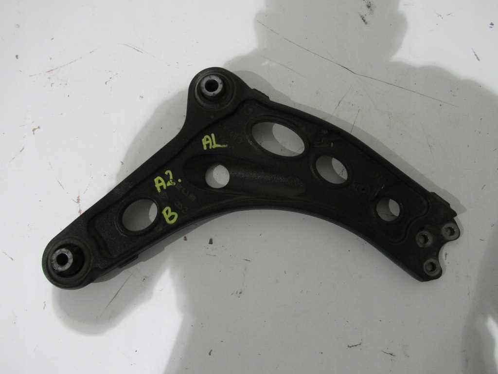 фото №1, Важіль правий перед renault trafic iii 8200688035