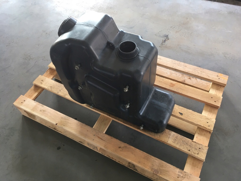 фото №1, Бак adblue renault gama c / volvo fh 4 fmx 21232603 fv