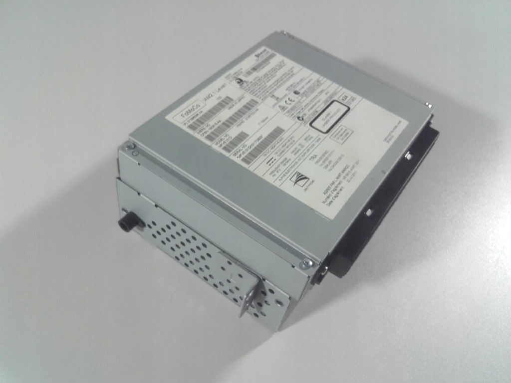 фото №1, Volvo v40 радіо програвач cd 31396096