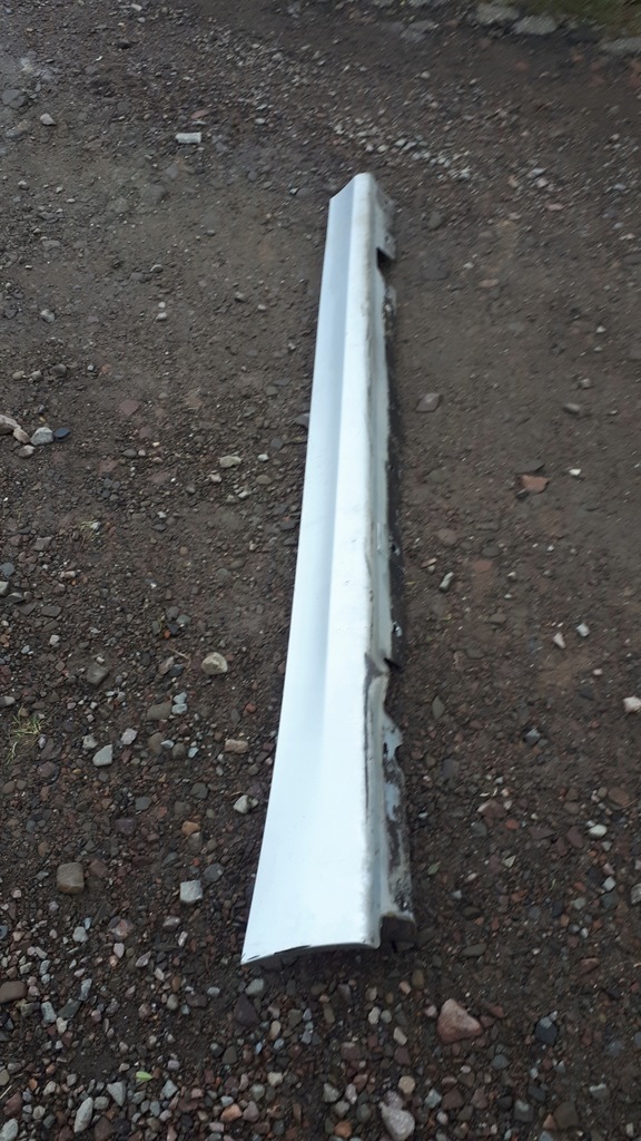 фото №1, Молдинг накладка порог правая bmw e90