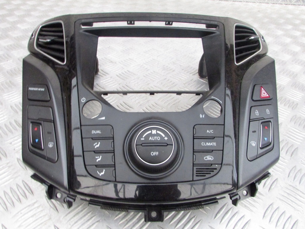 фото №3, Рамка радио панель hyundai i40 13r