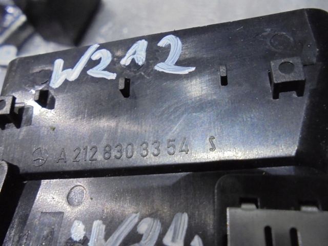 фото №4, Mercedes w212 lift решётка обдув правая