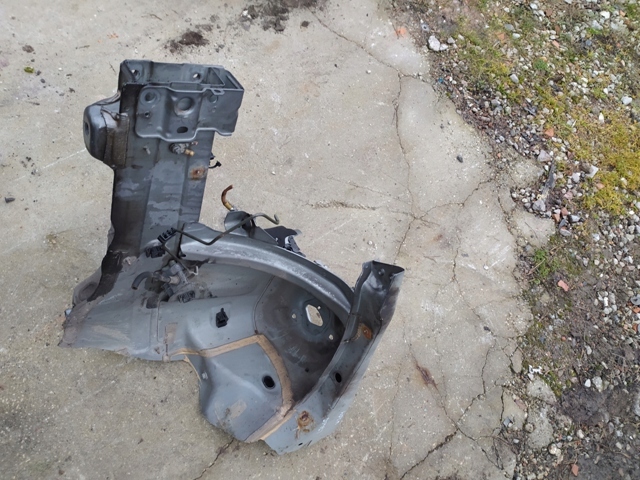 фото №1, Четверть лонжерон левый перед mercedes w204 c