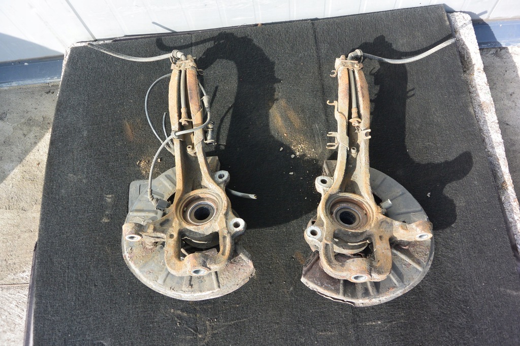 фото №9, Поворотний кулак перед 3.0 tdi audi q7 touareg 4l 7l