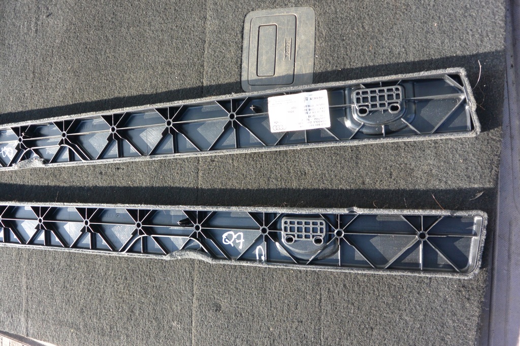 фото №6, Молдинг багажника обивка audi q7 4l lift kpl