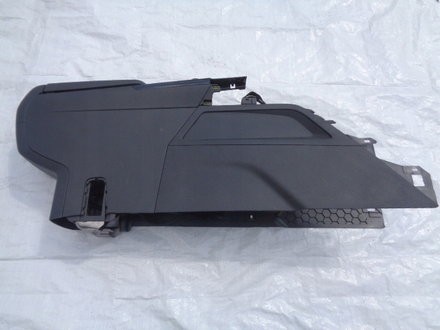 фото №9, Peugeot 3008 09-16 підлокітник тунель середній