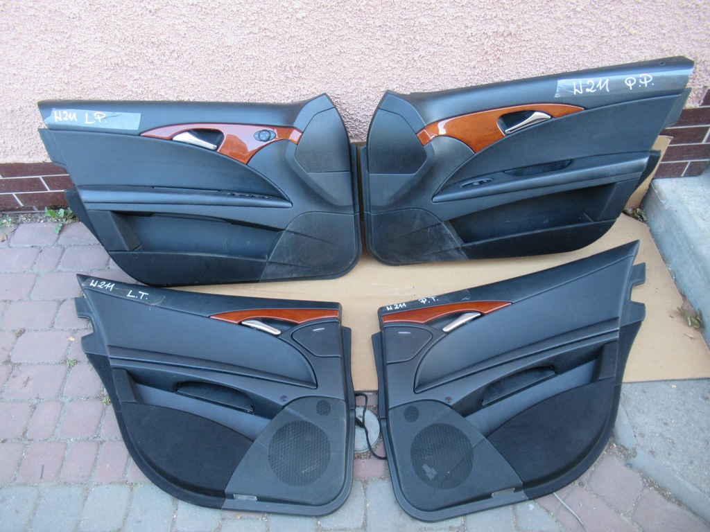 фото №1, Mercedes w211 обивка