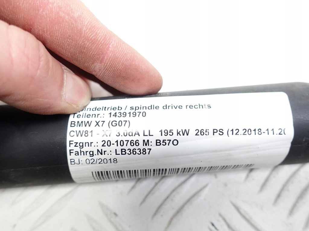 фото №12, Bmw x7 g07 привід амортизатор кришки задня p+l