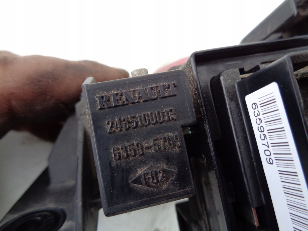 фото №4, Коробка корпус предохранителей renault scenic 3