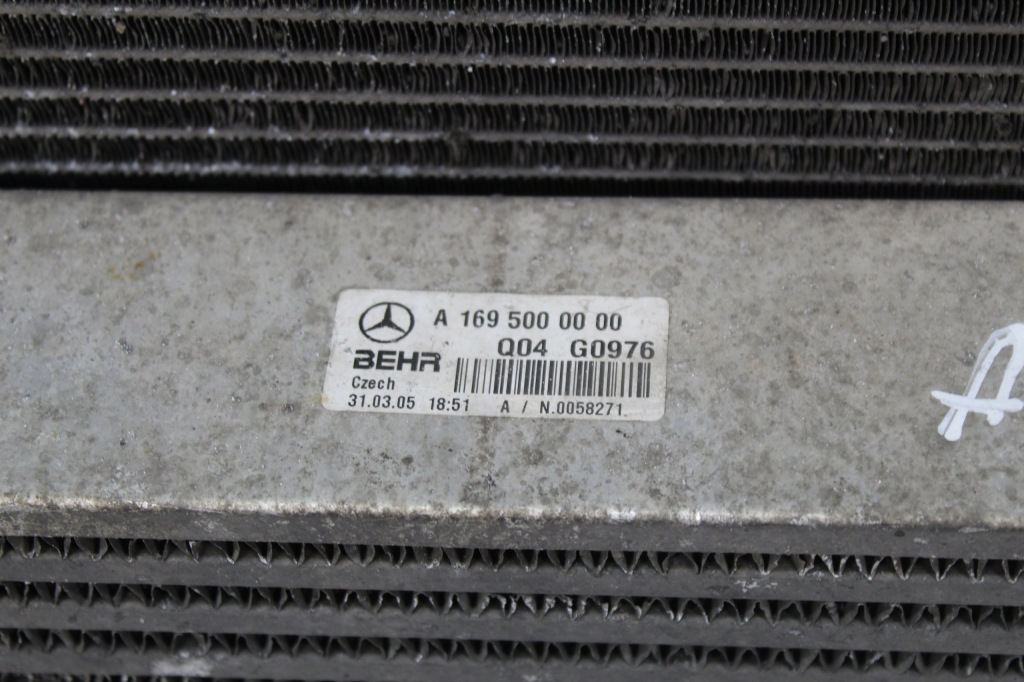 Радиатор воды интеркулер кондиционер mercedes w169 cdi Киев