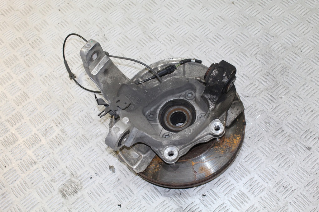 фото №2, Поворотний кулак лівий задня stelvio