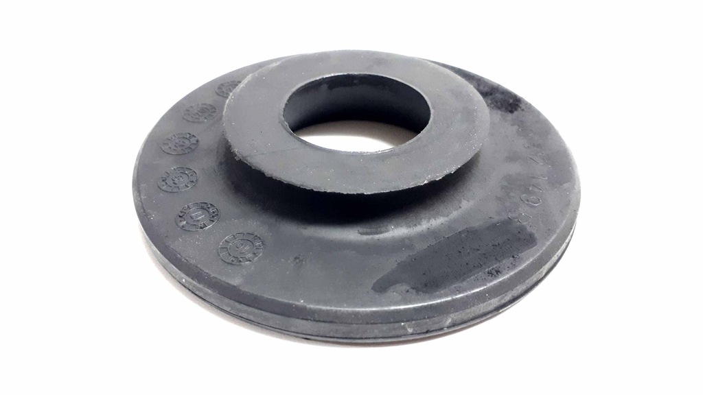 фото №6, Резиновый элемент пружина góra + dół задняя octavia 2 superb ii