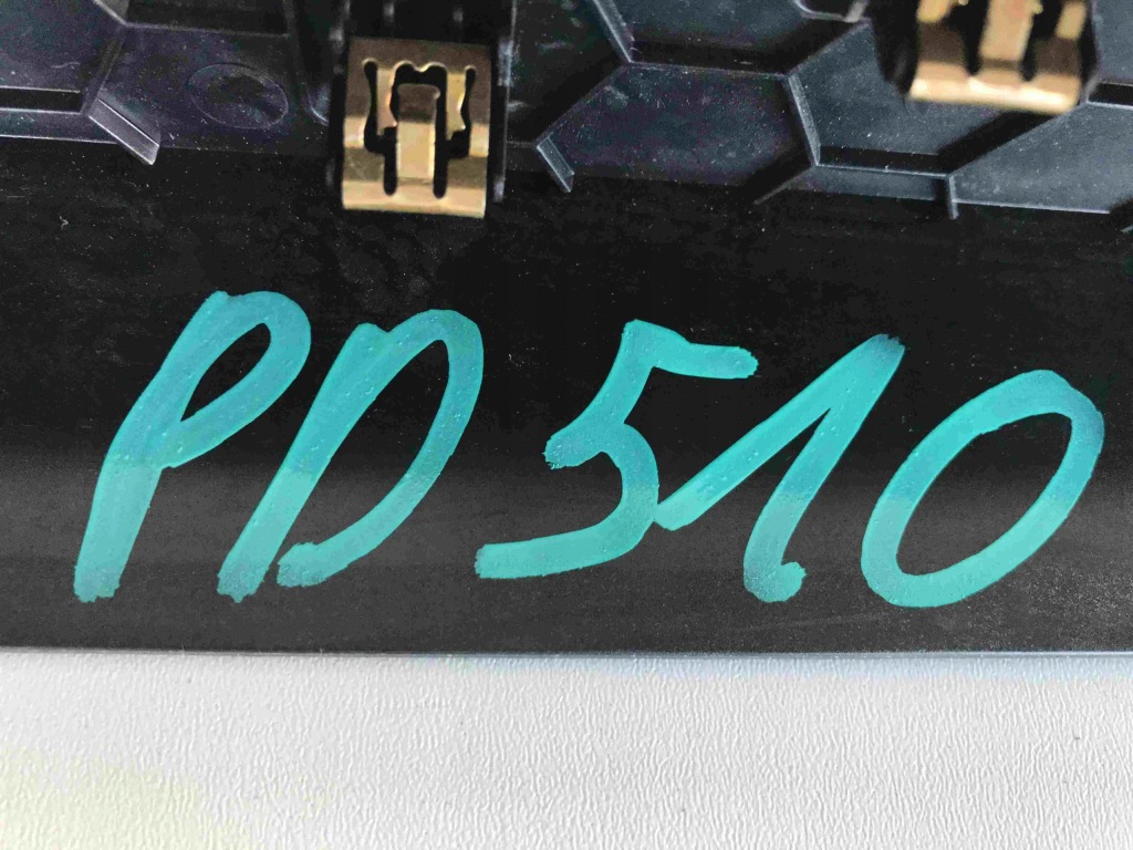 Накладка порог задняя правая пластиковая tesla x в Украине