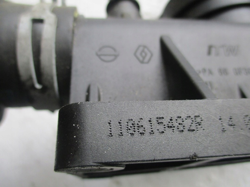 фото №4, Корпус термостат 110615482r