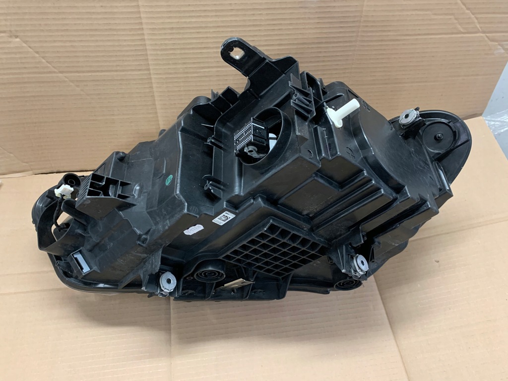 фото №4, Bmw f39 x2 правая лампа full led