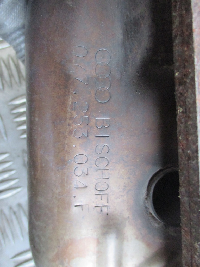 фото №9, Коллектор выпускной правый audi a8 d2 4.2 автоматическая коробка передач