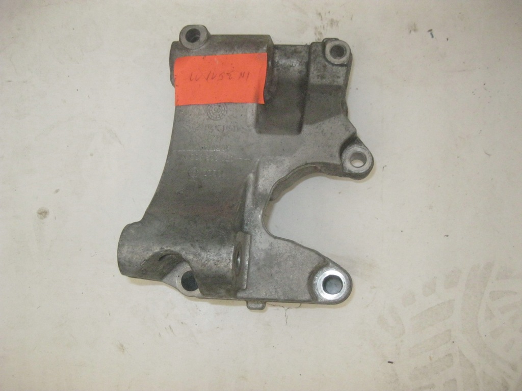 фото №1, Audi a8 4e d3 4.2 fsi кронштейн генератора 079903805m