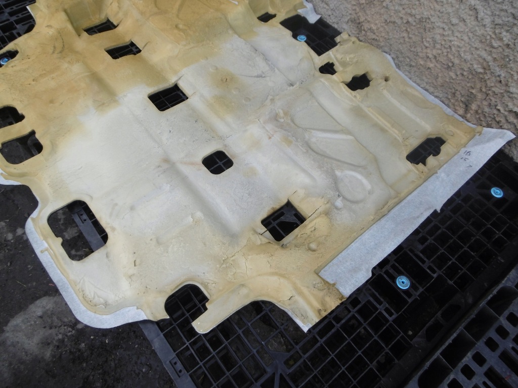 фото №10, Обшивка мат коврик салона range rover sport