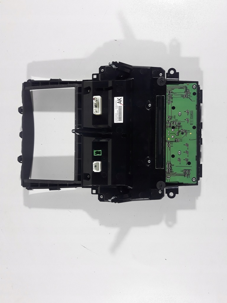 фото №12, Infiniti q50 16r панель кондиціонера дисплей uk