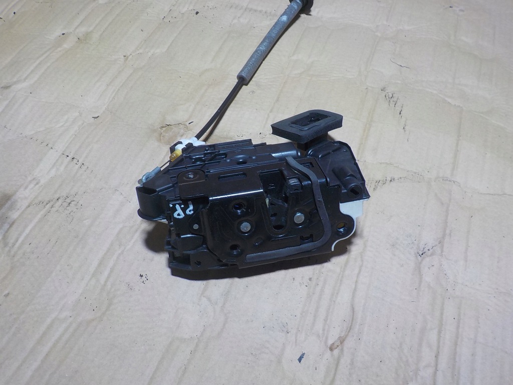 фото №5, Skoda rapid замок дверь правый перед