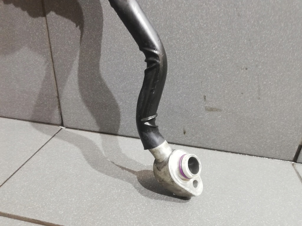 фото №5, Шланг кондиціонера a8 d3 3.0 tdi 4e0260707am