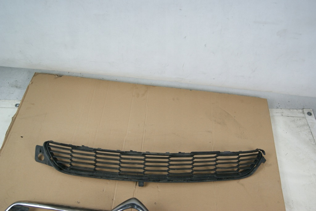 фото №1, Решітка w бампер перед citroen ds5