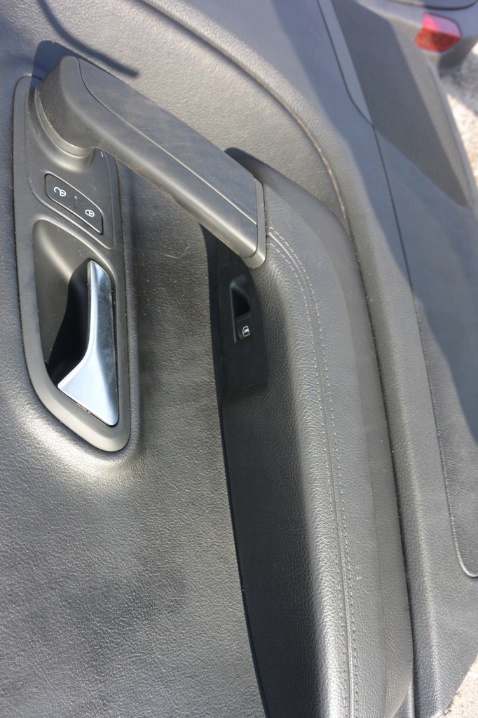 фото №5, Обшивки обшивка обивка дверь задняя vw passat cc kpl