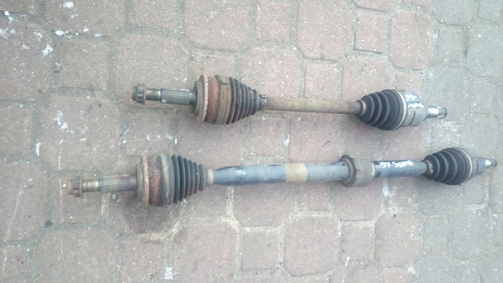 фото №2, Приводной вал правая toyota auris 1,6 dual 06-09r.