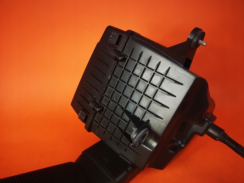 фото №8, Vw polo 6r 1.6 tdi корпус фильтра воздуха компьютер.