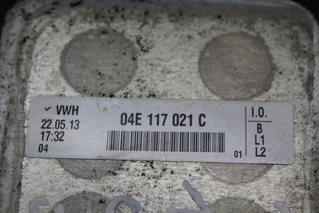 фото №4, Радиатор масла vw polo v 1.4 tsi 04e117021c