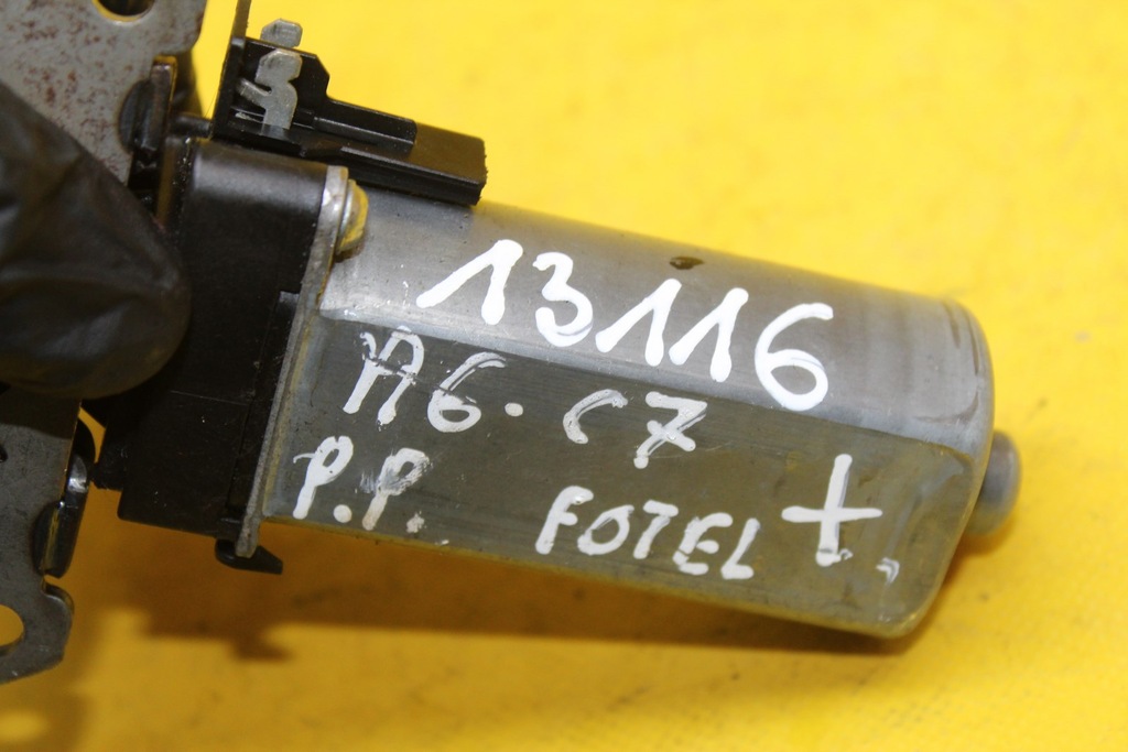 фото №8, Моторчик регулювання сидіння правий перед a6 c7