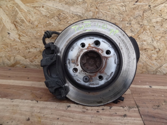 фото №1, Renault twingo iii 15 1,0 поворотний кулак передня права