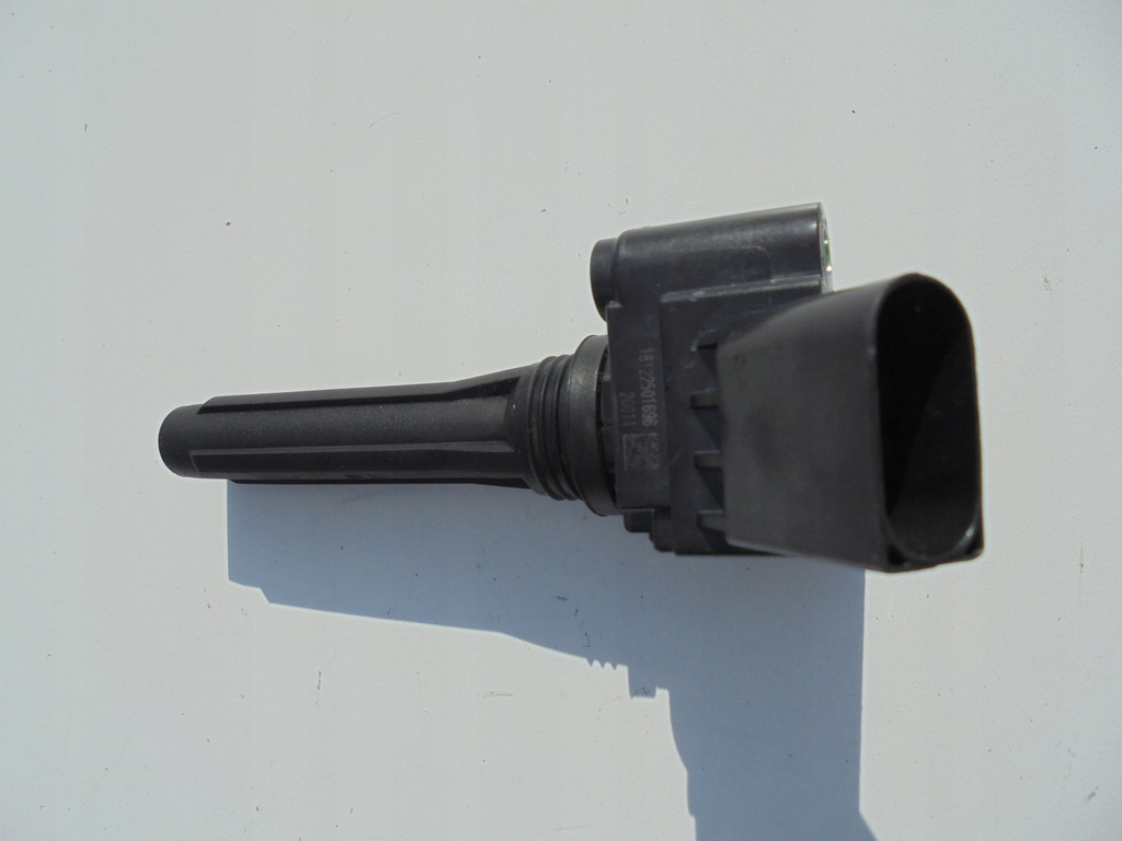 фото №8, Scala катушка зажигания 1.0 tsi 04c905110e rok 2019