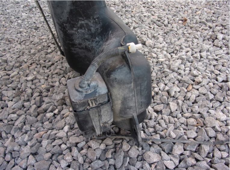 фото №9, Bak бак топлива заливная горловина peugeot 301 1.6 vti