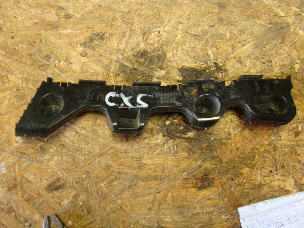 фото №1, Напрямна бампера задня правий mazda cx5 kd53502