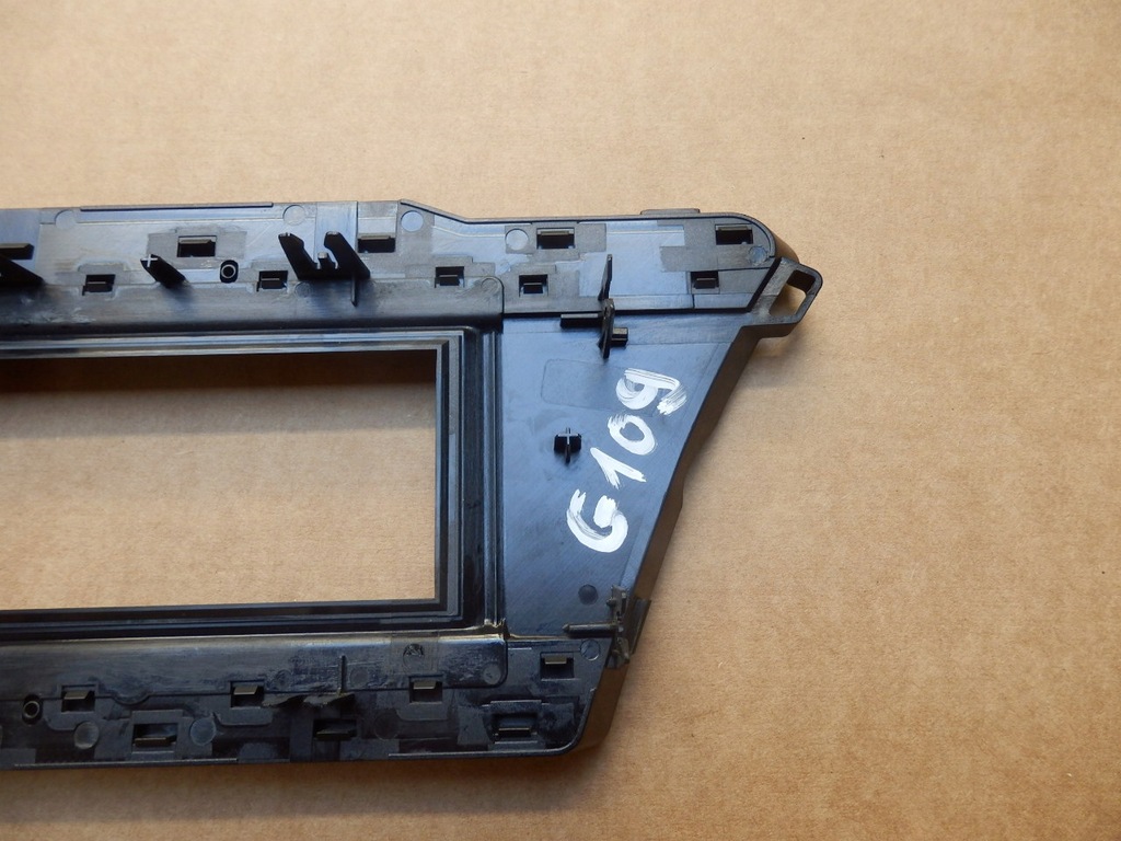 фото №4, Mercedes glk x204 рамка дисплея a2046801889