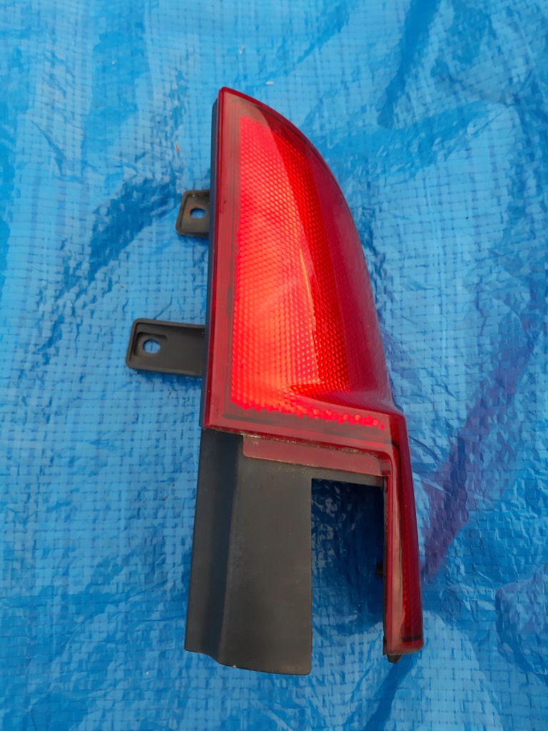 фото №1, Mercedes w639 лампа задняя правая a6398201364