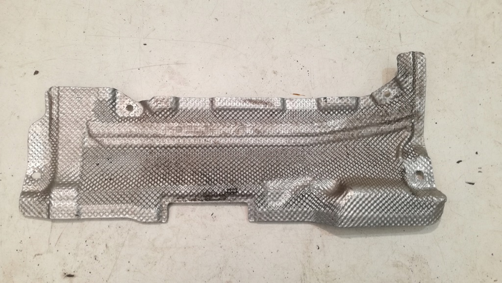 фото №1, Mercedes c238 2.0 cgi защита тепловая a2056820471