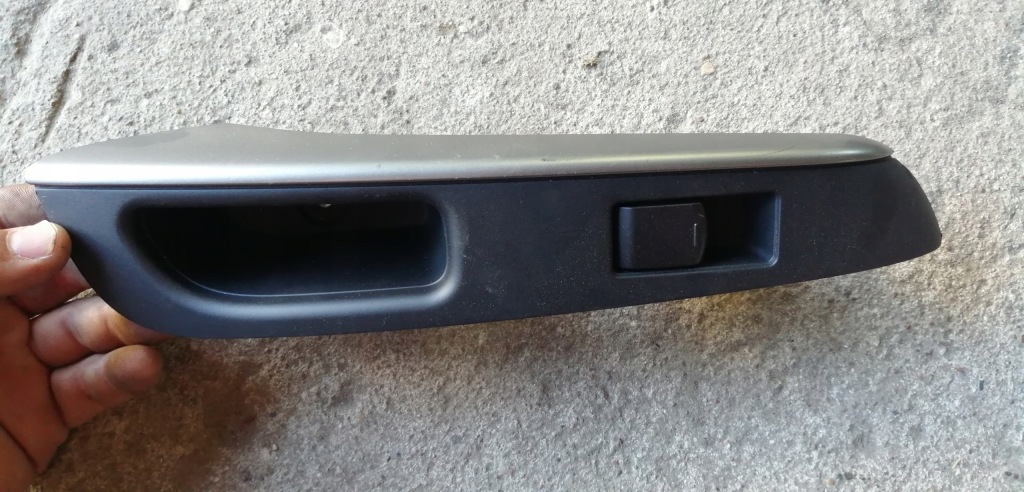 фото №1, Nissan note e12 перемикач скло правий задня