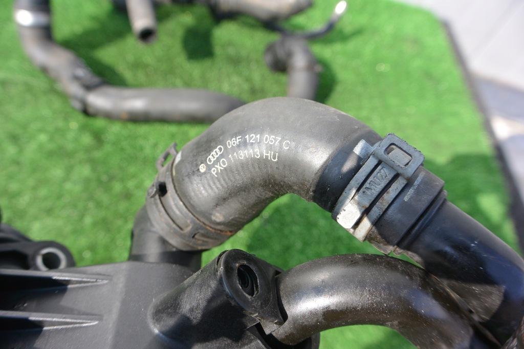 фото №5, Термостат труба wody audi tt 8j 2.0 tfsi bwa vw sea