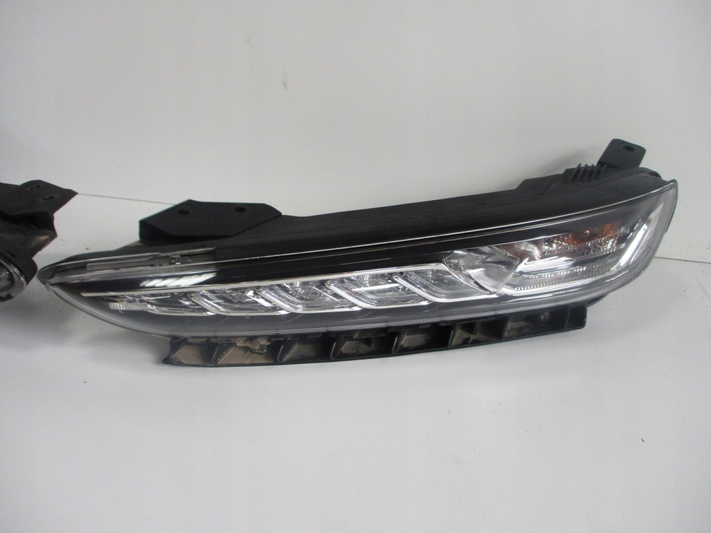 фото №2, Противотуманная фара противотуманные фары лампа led hyundai kona передние