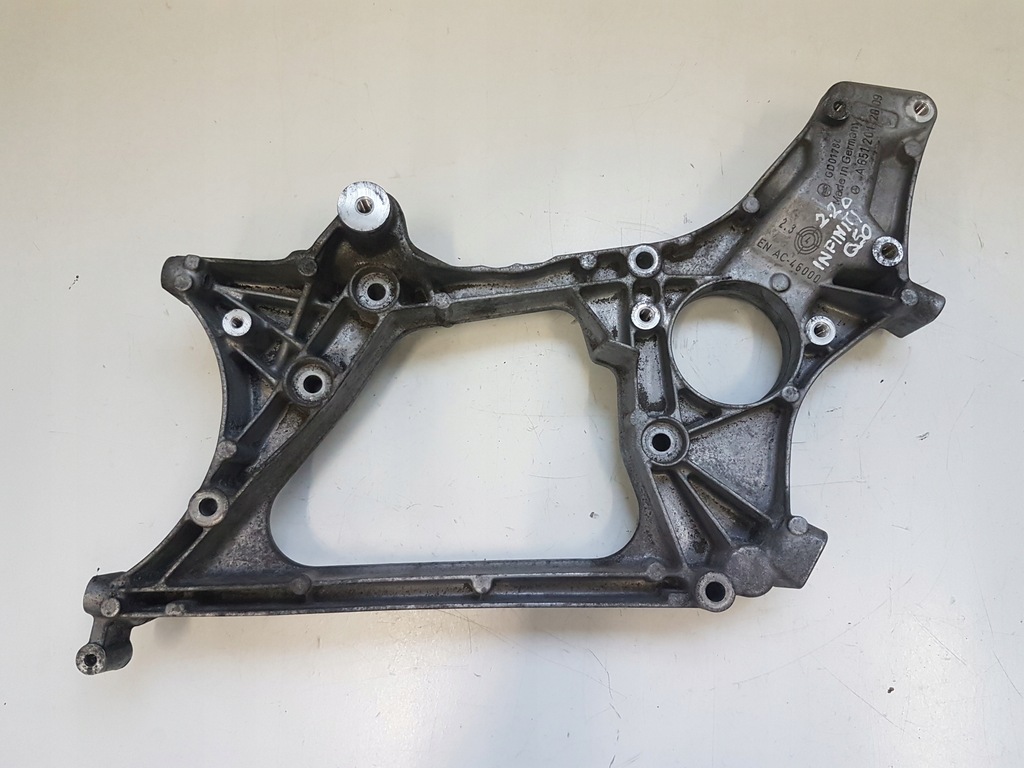 фото №1, Кронштейн кронштейн кронштейн infiniti q50 2.2 d 13-18