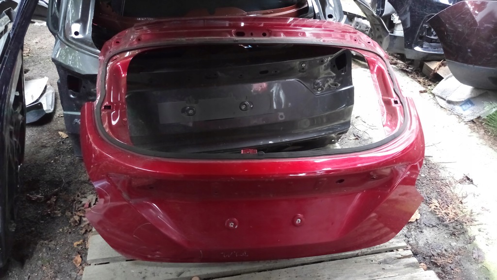 фото №1, Кришка багажника багажника ford focus mk3 hb ford focus mk3 хетчбек przed liftem