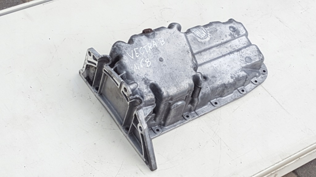 Vectra b 1,6 b ....піддон масляна r90400134 Доставка
