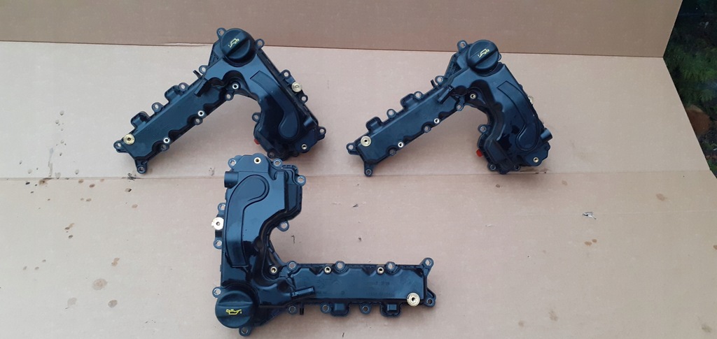 фото №1, Кришка клапанів peugeot citroen 1,2 thp 9808923780