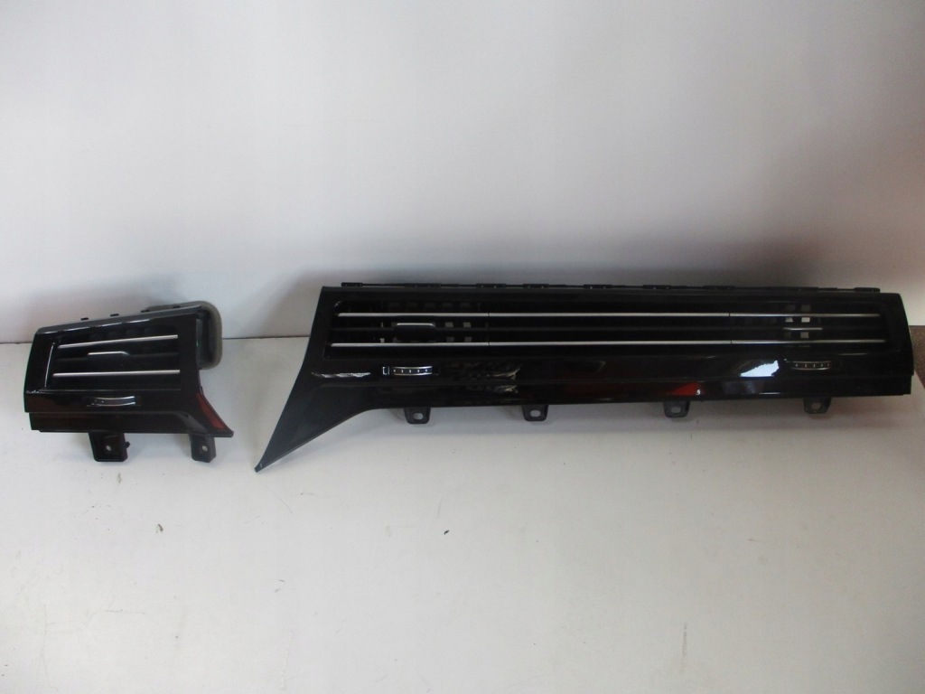 фото №1, Решётка воздуховод vw touareg 3 iii 760