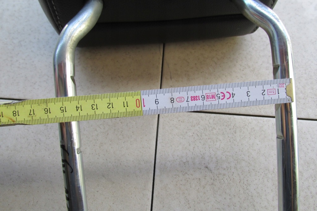 фото №7, Підголівник перед білий нитка шкіра focus mk3 2013