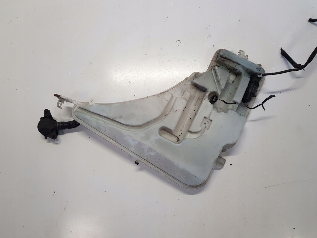 фото №1, Bmw 3 f30 f31 бачок омывателя