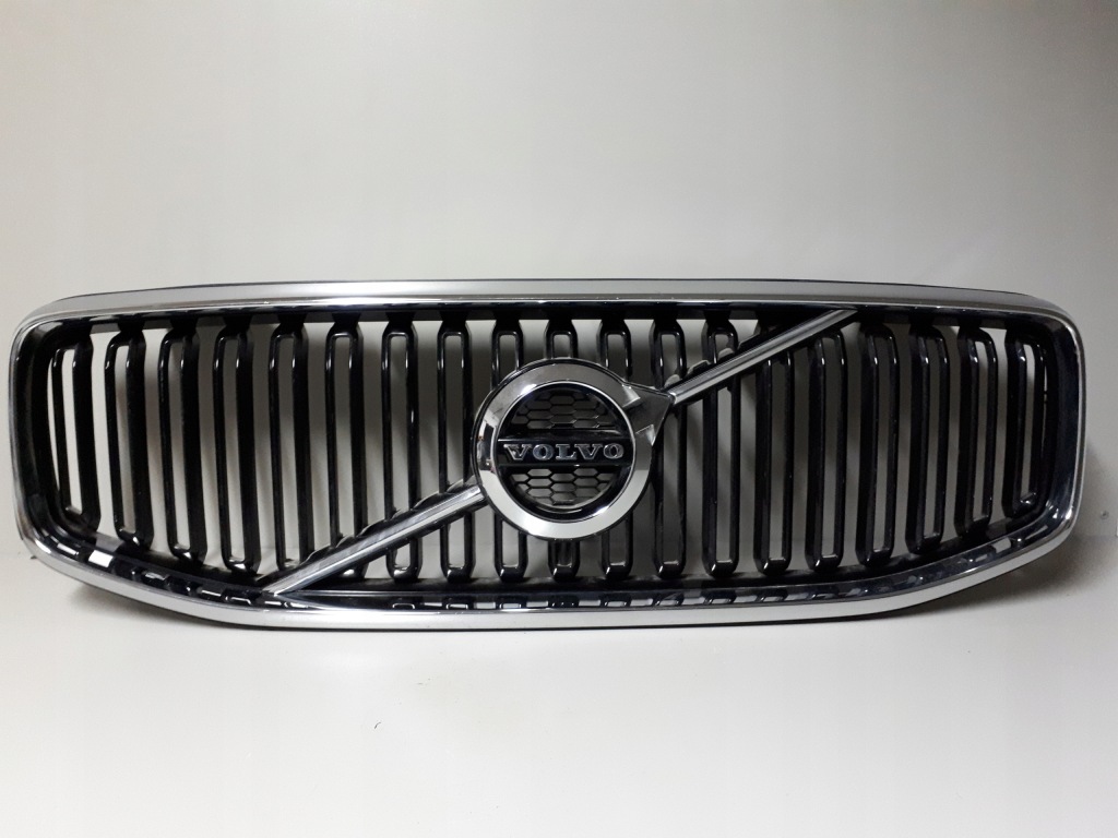 фото №1, Volvo xc60 ii 2018 решётка радиатора решётка радиатора радиатора 31479494